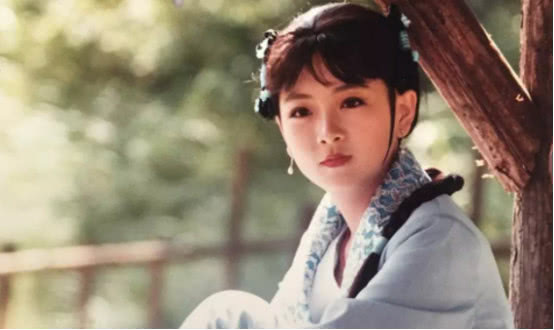 玉女偶像,她是琼瑶的干女儿,美过林心如,今隐婚10年气质犹存