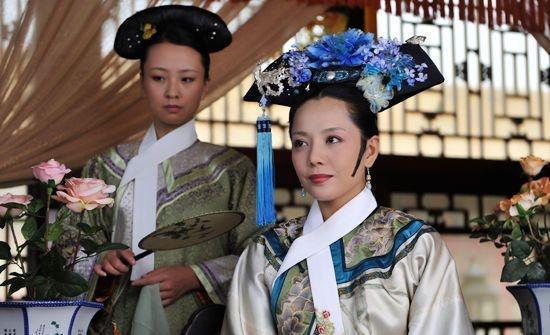 甄嬛传:大结局时,敬妃为何戴着华妃的头冠去见甄嬛?你看懂了吗