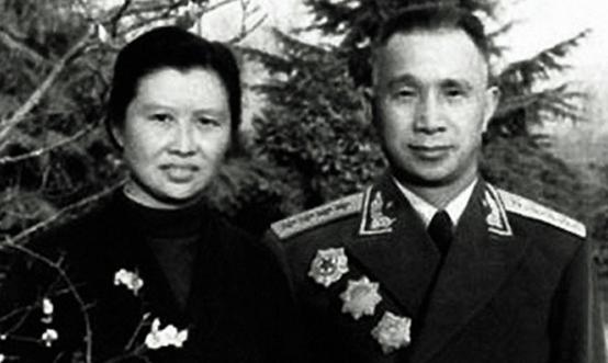 难得粟裕！壮哉粟裕！粟裕将军做了什么事？竟获得主席如此赞誉|高邮|粟裕|元帅_新浪新闻