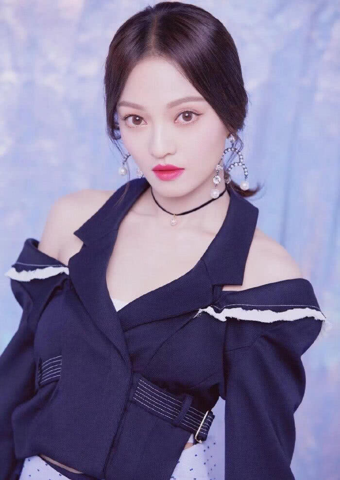 这一点也不夸张,不过不同的是至少樊胜美没有被父母"赶尽杀绝",张韶涵