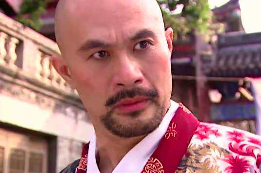 太敬业了,徐锦江当年出演金毛狮王太在意细节,多次受伤差点毁容