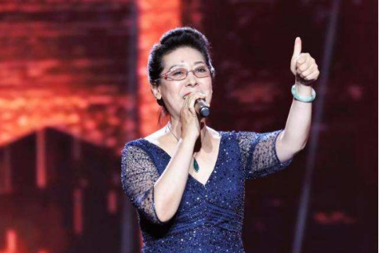 今30岁的儿子成骄傲