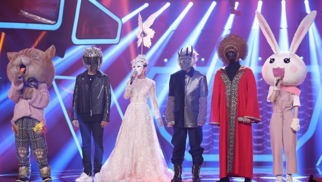 《蒙面唱将》吴青峰揭面没悬念,只是没想到"赛车小子"是他!