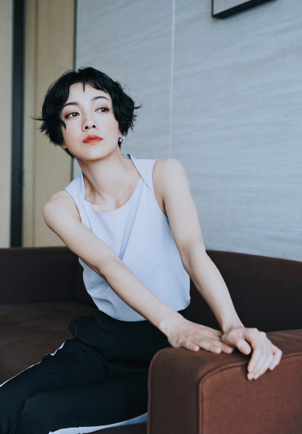 郭采洁新发型意外走红,只是剪掉十年长发换短发造型,气质又高级