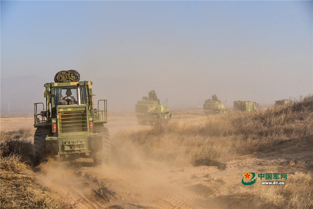 10℃练伪装,这群工程兵把装备"藏"起来了|中国军网|发布时间|来源