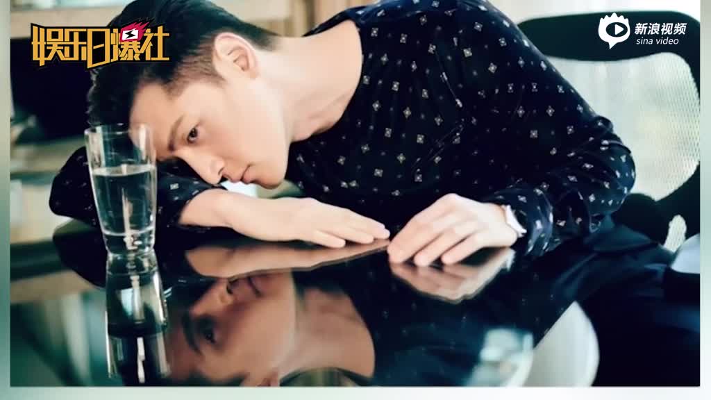 胡歌登封面演绎优雅绅士 眼神深邃展型男荷尔蒙