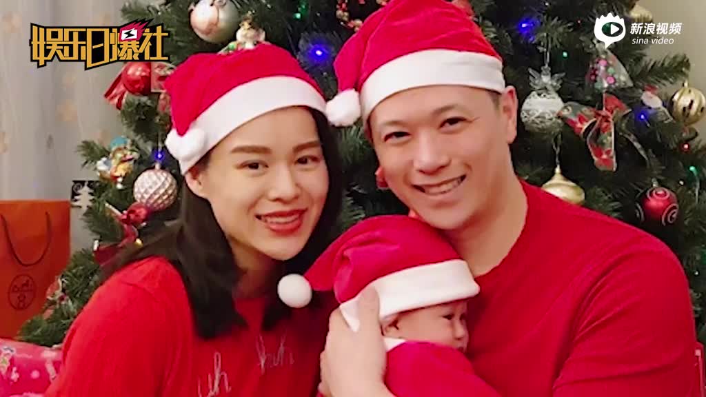 胡杏儿晒全家福