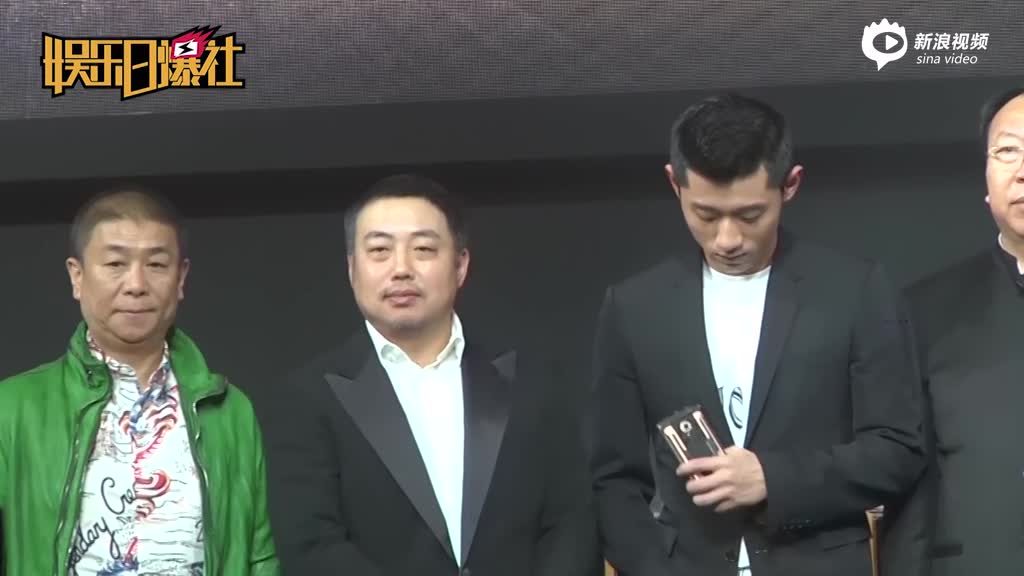 刘国梁女儿录《小小演说家2》 握球拍显将门之风