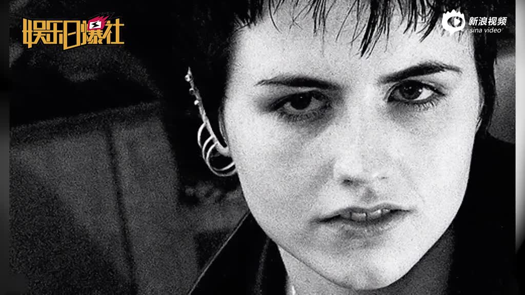 摇滚乐队小红莓主唱去世