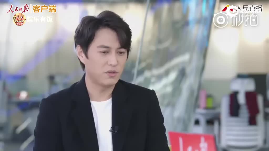 靳东接受专访回应争议：曾听到“人设”二字都害怕