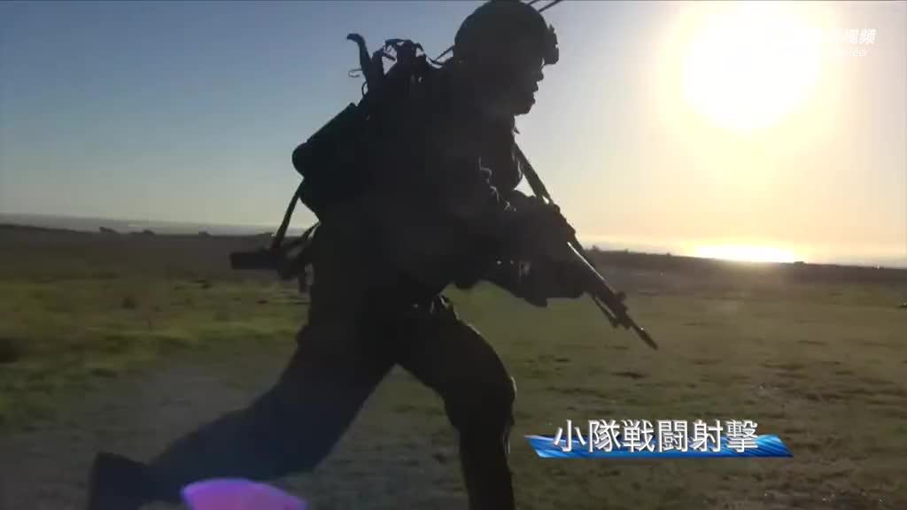 日本自卫队平成29年度 2017 与美国海军陆战队演习画面 新浪视频
