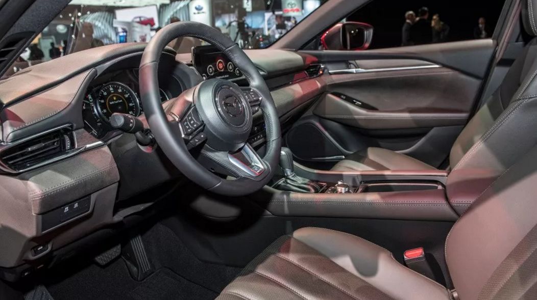 全新阿特兹要配2.5T引擎+四驱？明年入华请看好肾！