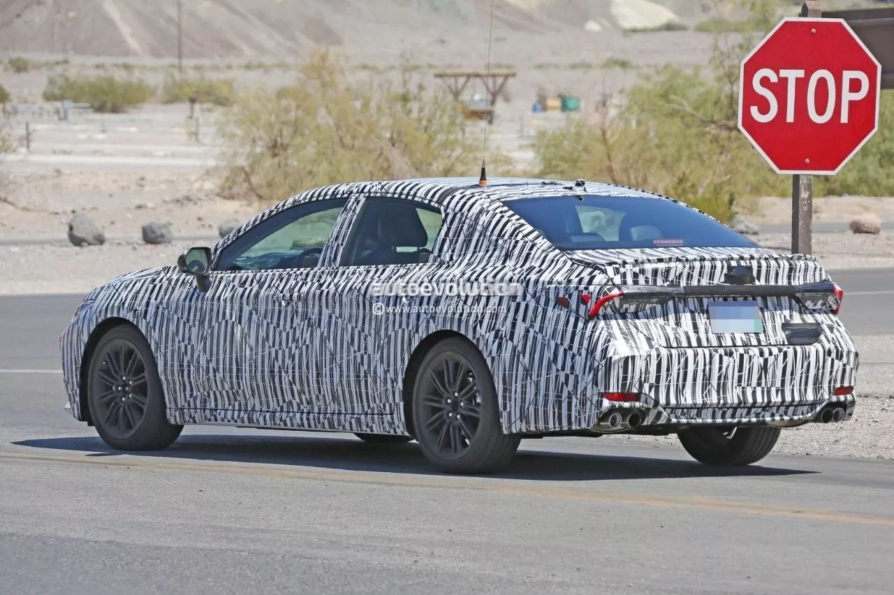 新一代丰田亚洲龙即将国产，可是怎么卖出去？