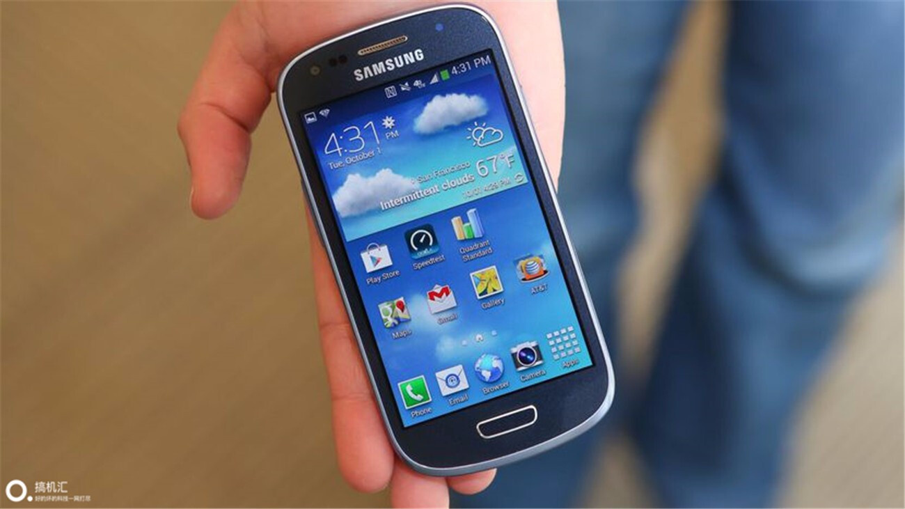 最后,在2010年,三星galaxy s是三星首款具备多种照片模式的手机:全景