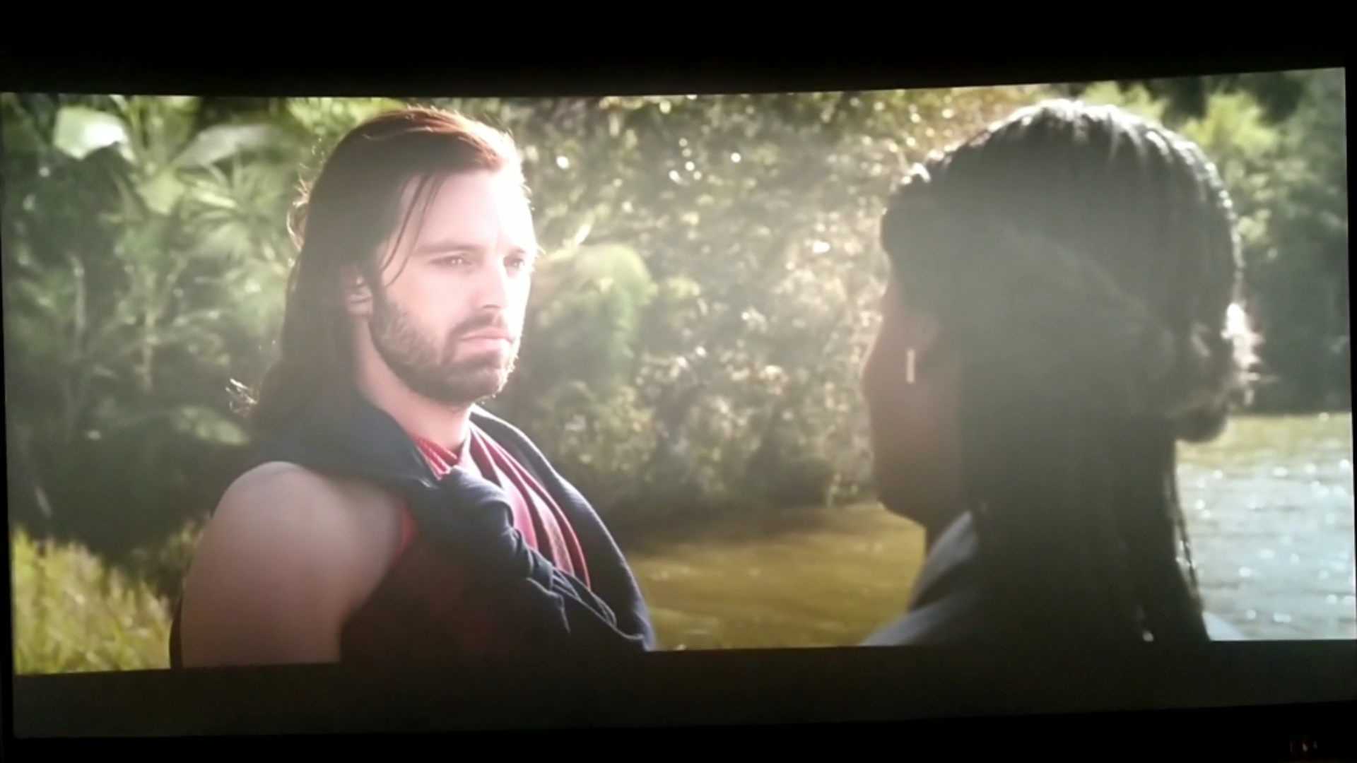 《黑豹》片尾第二个彩蛋送上! 冬兵巴基痊愈