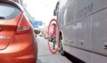 [转帖]开车遇到这几种情况，如果打方向盘，吃亏的是你！