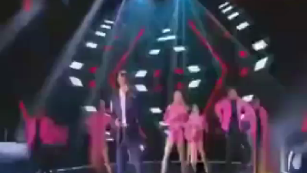 腾格尔正在血洗音乐界 大爷永远是大爷啊 全球