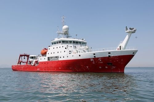 这小国面对海底资源无从下手,邀中国帮忙,一艘巨轮踏上征程