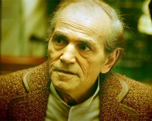 当然还有德国人该隐和陈氏兄弟的态度不明,他们会站到哪一边还不好说.