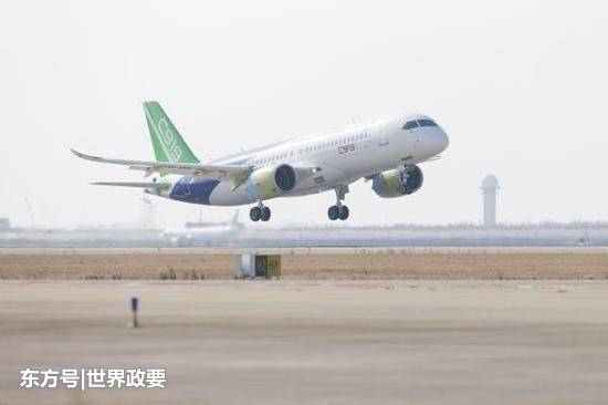 计算机的光量子计算机原型诞生,时速350公里的"复兴号"高铁列车服役