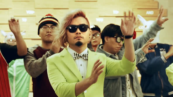 萧全 - 海草舞 神曲引领魔性舞蹈新浪潮!