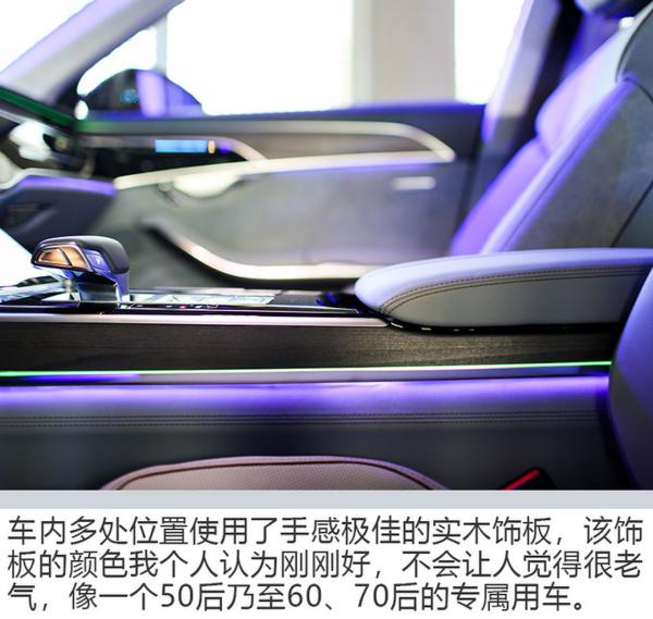 这辆车的智商已经超过你了！实拍全新奥迪A8L