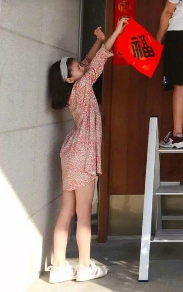 田雨橙不仅遗传田亮的运动天赋 更是遗传叶一茜的高颜值