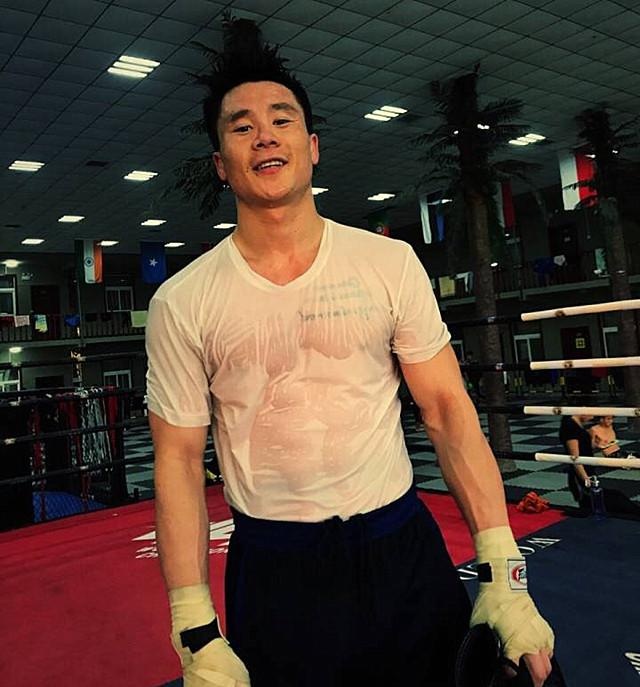 4年进入世界前3,邱建良是如何做到的?看完他的双脚你就懂了