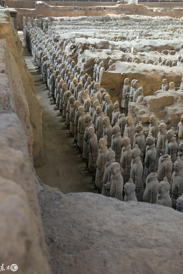 秦始皇陵地宫中水银江河早有记载,还有一秘密正史上也有记载