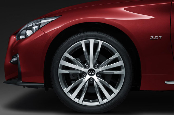 13-运动版配备全新19寸铝合金轮毂