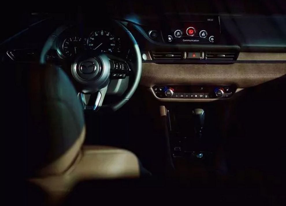 全新阿特兹要配2.5T引擎+四驱？明年入华请看好肾！