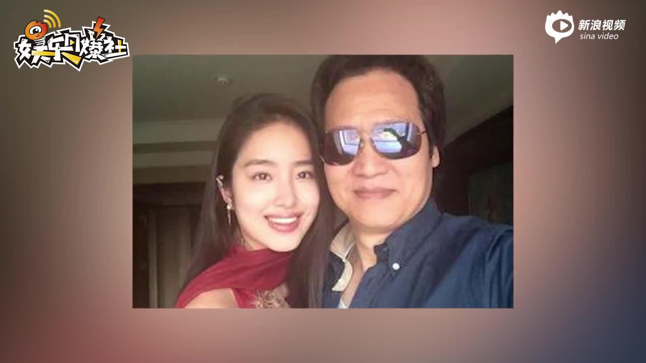 与杨采钰领证结婚 陈金飞 我不需要回应这个 陈金飞 杨采钰 结婚 新浪娱乐 新浪网 与杨采钰领证结婚 陈金飞 我不需要回应这个 陈金飞 杨采钰 结婚 新浪娱乐 新浪网