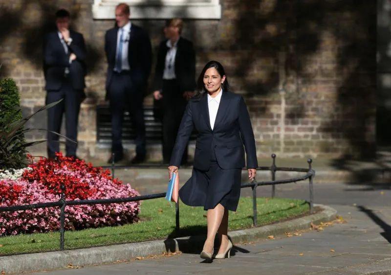 英国内政部大 地震 各种黑料惊动首相府 手机新浪网 英国内政部大 地震 各种黑料惊动首相府 手机新浪网