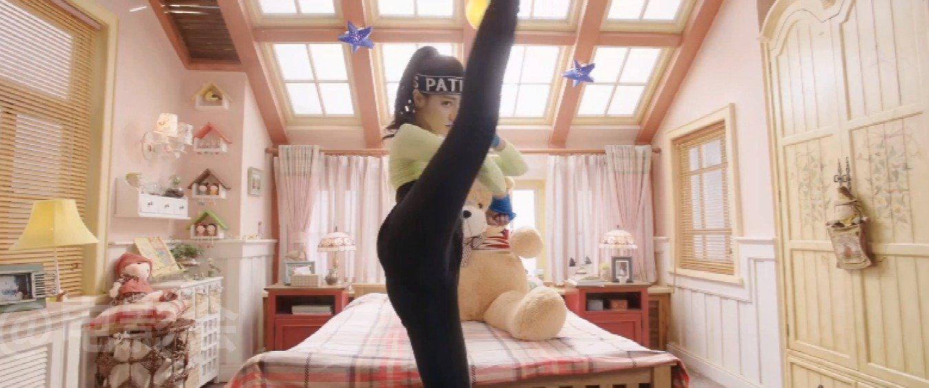 迪丽热巴健身,颜高腿长腰瘦!换装后看呆了