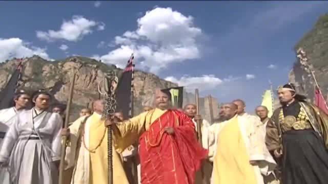 张无忌光明顶之战,一人战六大门派,无人不服.