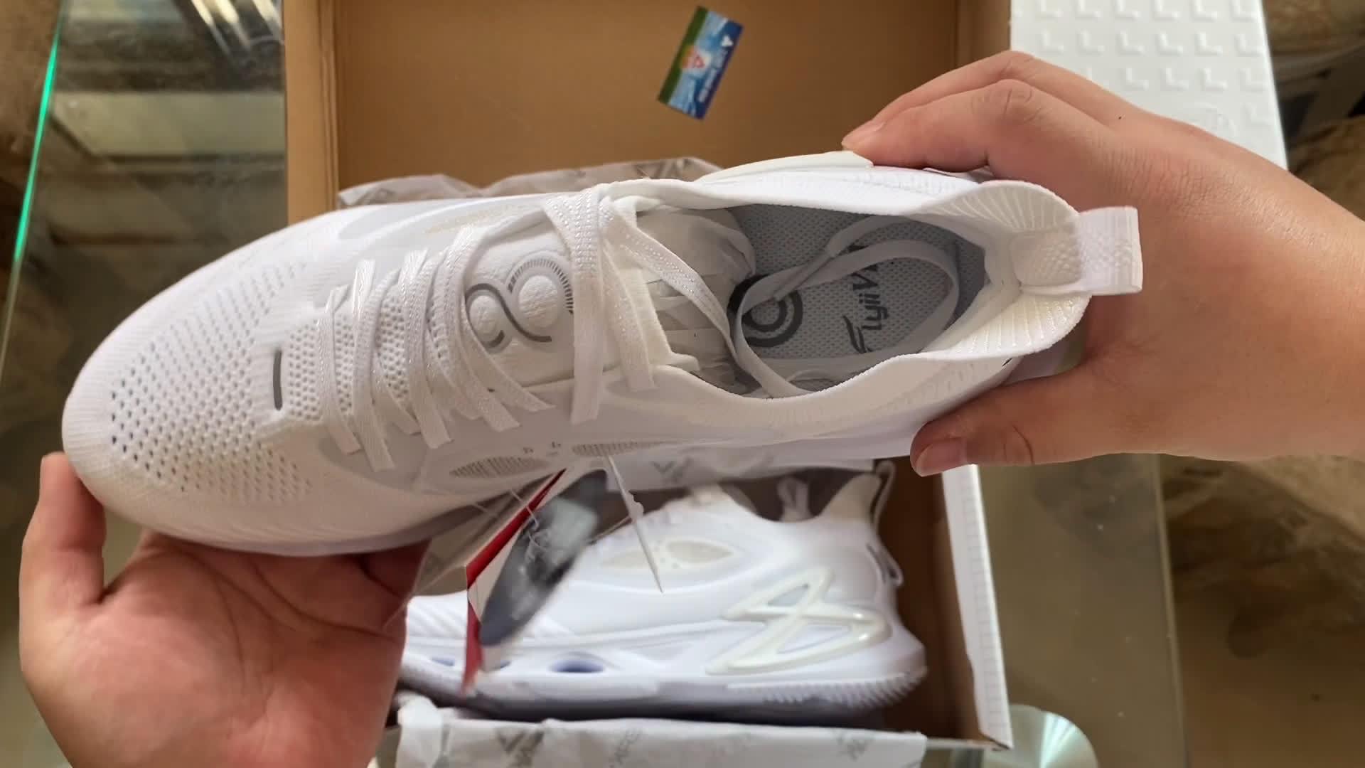 匹克悦跑8代 开箱上脚 又一双氢弹黑科技加持的跑鞋!