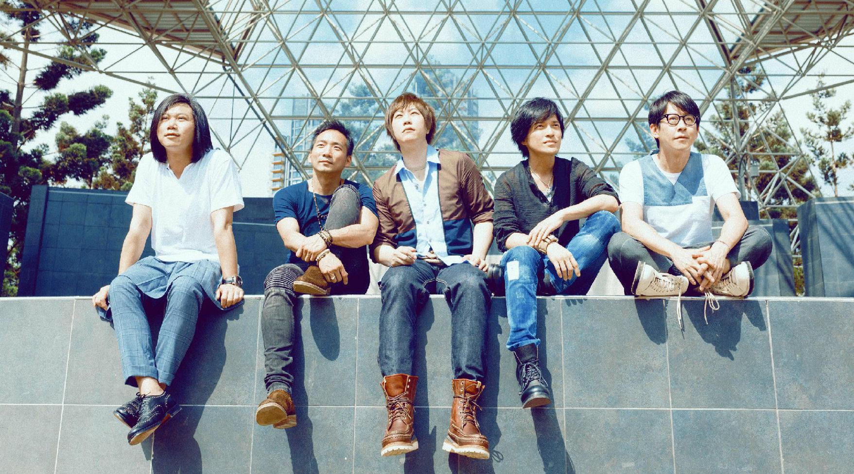 五月天《突然好想你》live——毫不保留的唱出内心深处对失去爱情的不