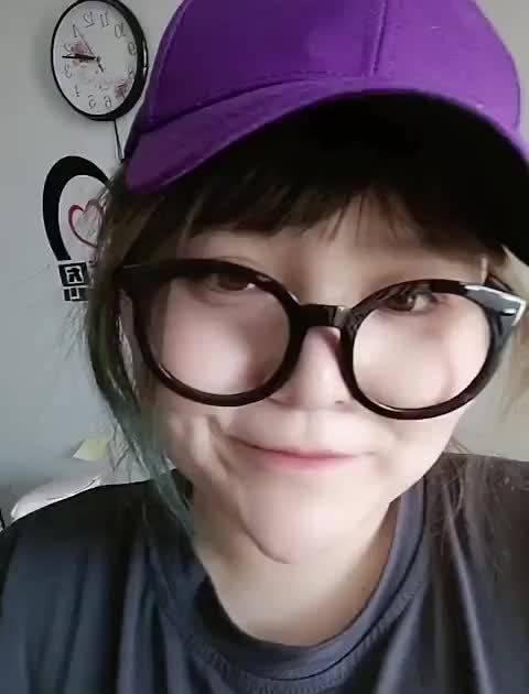 美颜滤镜下的郭老师,有内味了