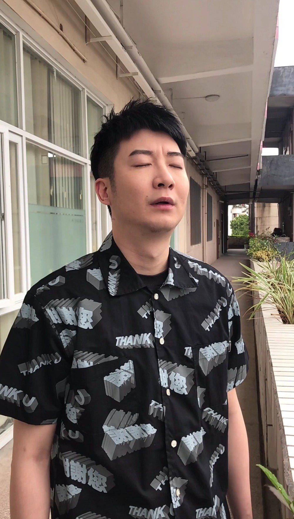 接到这些电话的时候,我就知道他们全都回来了 @郭嘉峰