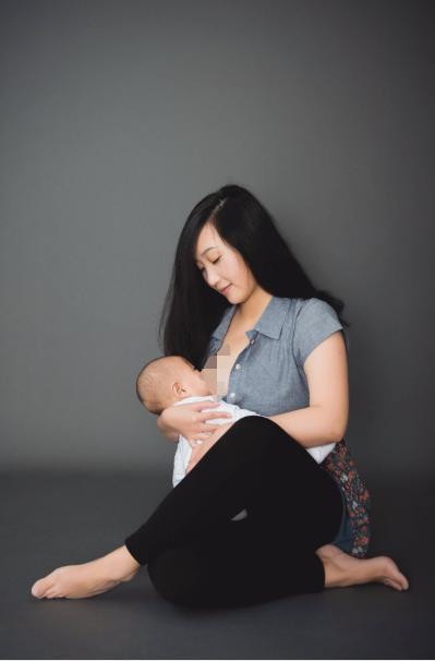 12岁男孩仍喝母乳每天3次宝妈无何奈何求助医生我无能为力