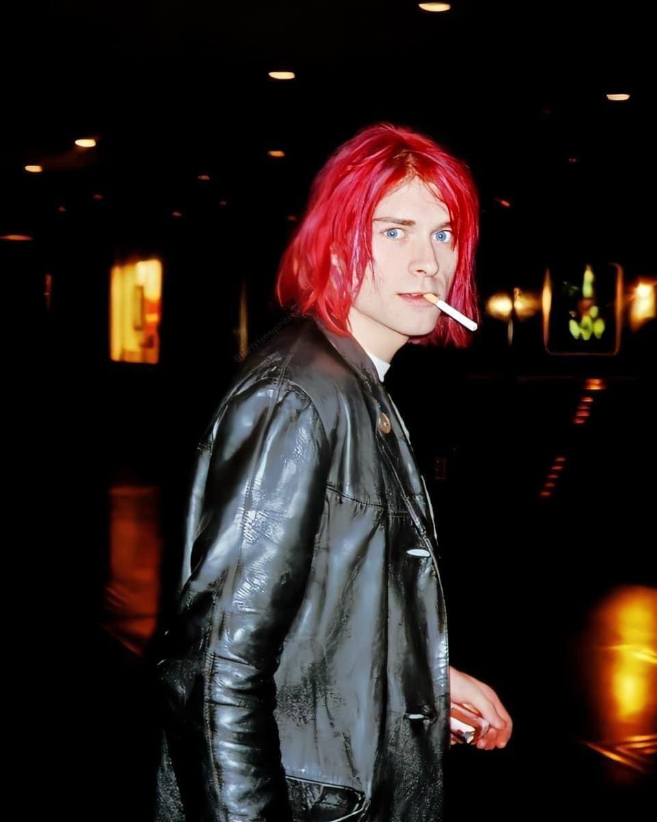 红发kurt cobain ♥️_新浪新闻