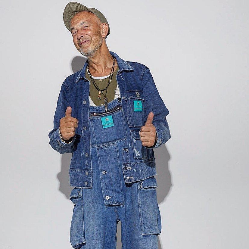 像老爷子 nigel cabourn 一样,keep smile & be cool