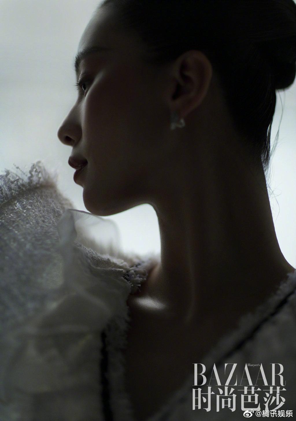 刘诗诗名品侧颜我i了,真是侧颜好绝一女的