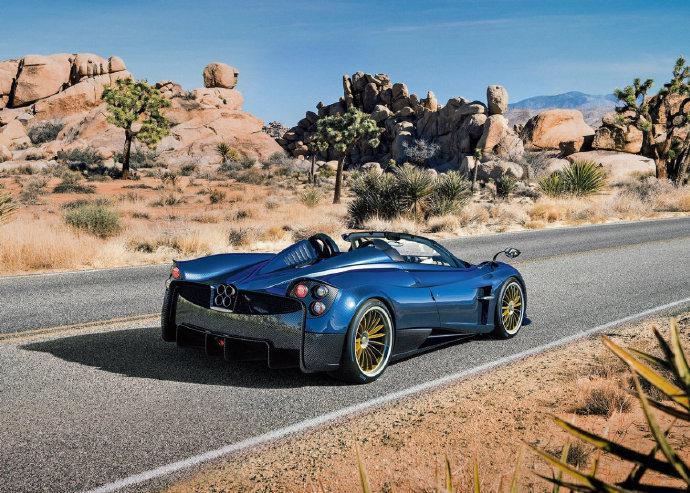 帕加尼Huayra Roadster 骚气十足！