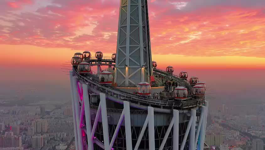 你知道吗?广州塔的摩天轮位于塔身顶450的高空处