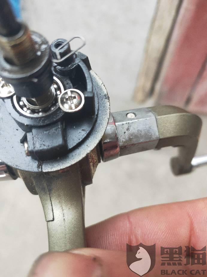 消费者"用户7401163222"在2月27日向黑猫投诉平台反映:"金属渔轮,放家