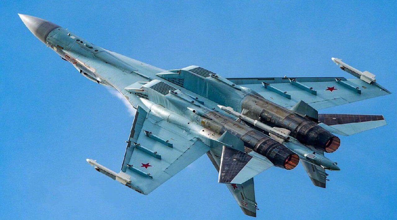 苏35新型超远程空空导弹测试完成,射程高达300公里可发射后不管