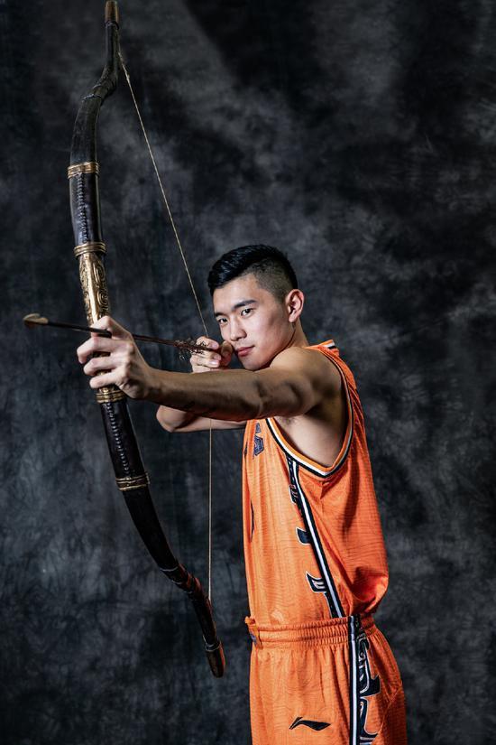 CBA三分王冲击国家队！社会你坚哥 人狠话不多