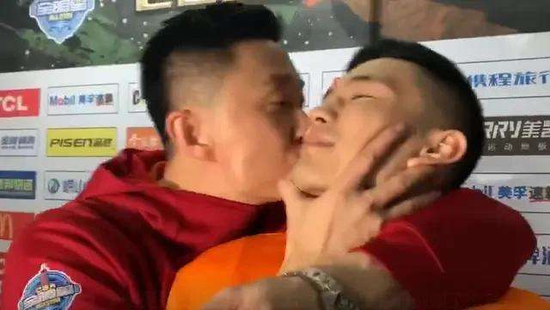 CBA三分王冲击国家队！社会你坚哥 人狠话不多