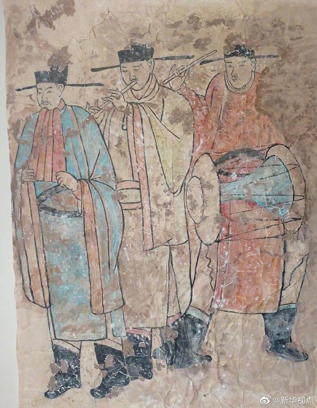 内蒙古农民修路时发现一座辽代壁画墓 距今约千年|内蒙古_新浪新闻